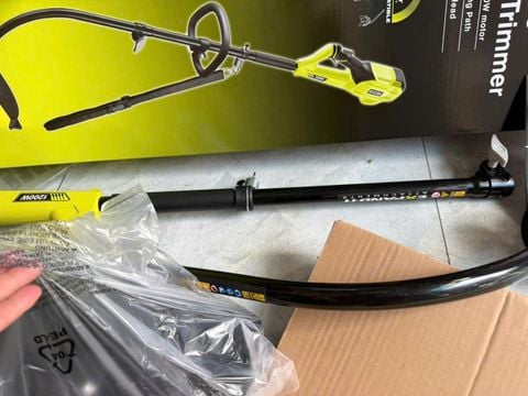 Mắy cắt cỏ điện ryobi RLT1238