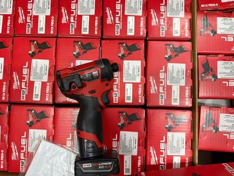 Máy vặn vít dùng pin 12V Milwaukee M12 FID2-0