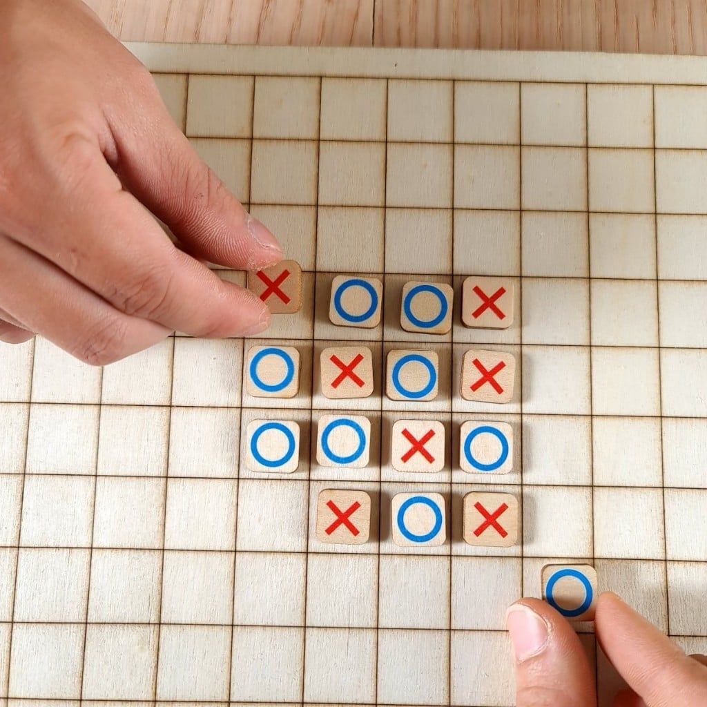  Board game Cờ caro bằng gỗ kèm 2 hộp thẻ X0 