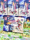  Hộp LEGO Lắp Ráp Tàu Không Gian & Phi Hành Gia – 512 Mảnh 44cm 