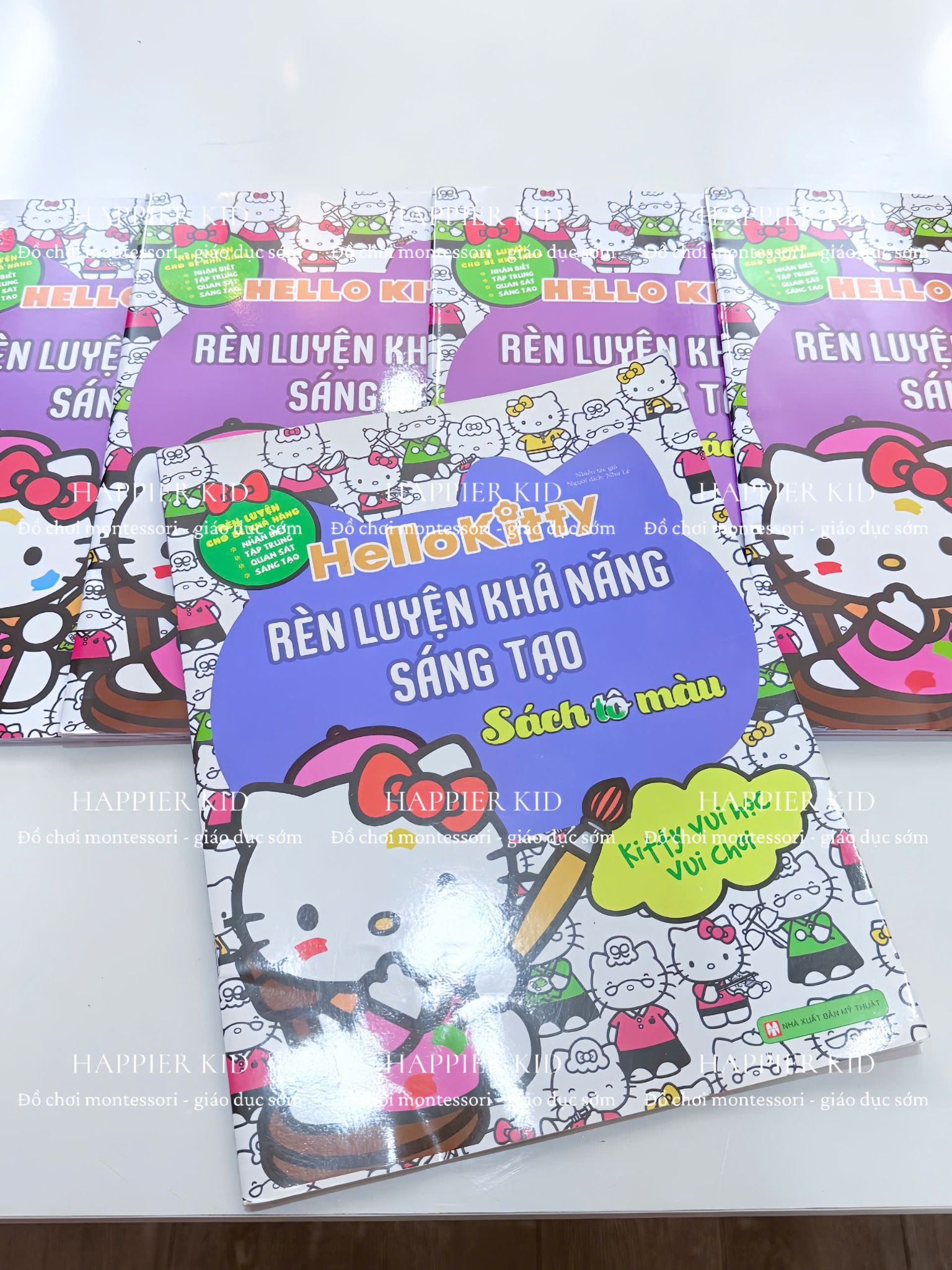  Sách Tô Màu HELLO KITTY - Rèn Luyện Khả Năng Sáng Tạo 