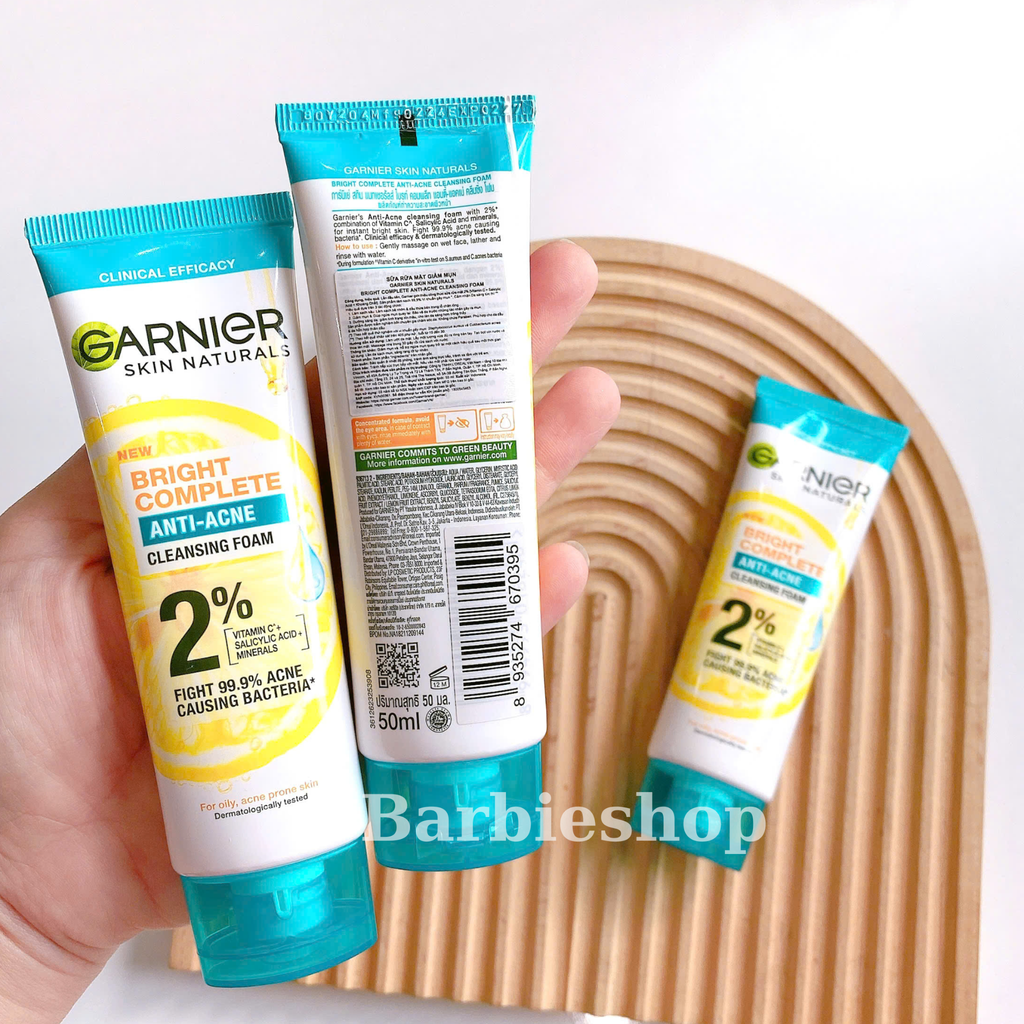 Sữa Rửa Mặt Tạo Bọt Hỗ Trợ Dưỡng Sáng Da Garnier Light Complete Brightening Whip Foam 50ML - 100ML