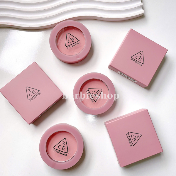 Má Hồng 3CE Face Blush Đủ Màu Hộp Tròn - Nude Peach, Mono Pink, Rose Beige, Full Of Charm, Soft Salmon, Peach Splash, Pure Cake, City Mauve, Delectable, Kinda Shy