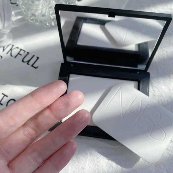 Phấn Phủ Nars Light Reflecting Setting Powder
