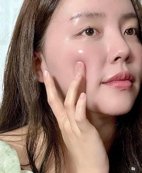 Kem Dưỡng Keo Ong CNP Laboratory Propolis Ampule Active Shot Cream 75ml