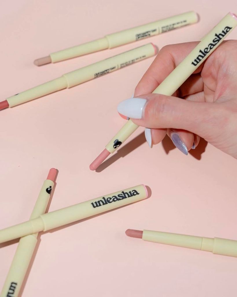 Chì Kẻ Viền Môi Unleashia Oh Happy Day Lip Pencil
