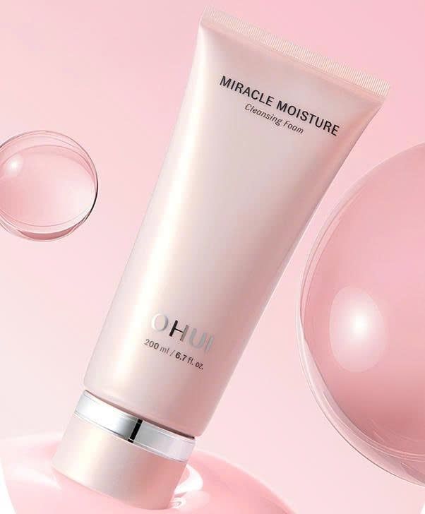 Sữa Rửa Mặt Dưỡng Trắng sáng Da Ohui Extreme Bright / Miracle Moisture Cleasing Foam Special