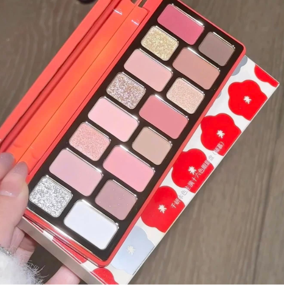 Bảng Phấn Mắt 16 Ô Qianyan Cheeryep True Colors Starring 14.5g