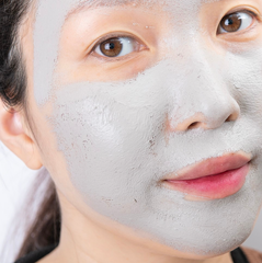 Mặt nạ đất sét Innisfree Super Volcanic Pore Clay Mask 100ml