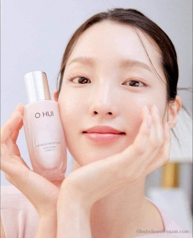 Nước Hoa Hồng OHUI Miracle Moisture Pink Barrier Skin Softener 150ml