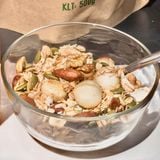  Granola 18% yến mạch siêu hạt không đường phù hợp ăn kiêng giảm cân, ăn vặt healthy - Nông sản sạch Daklak (500gram) 