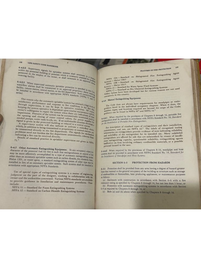  Life Safety Code Handbook 