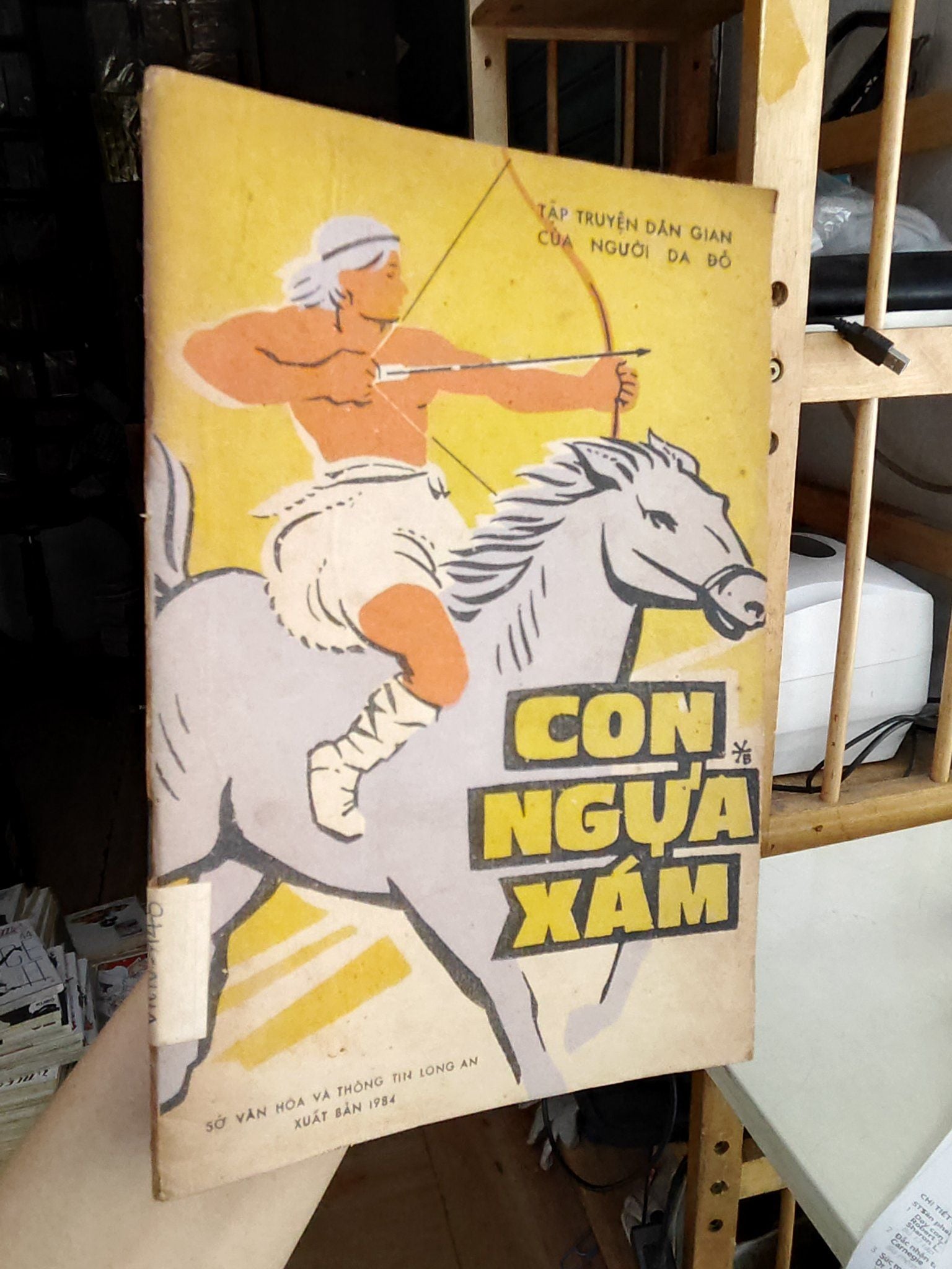  Con ngựa xám - Tập truyện dân gian của người da đỏ 