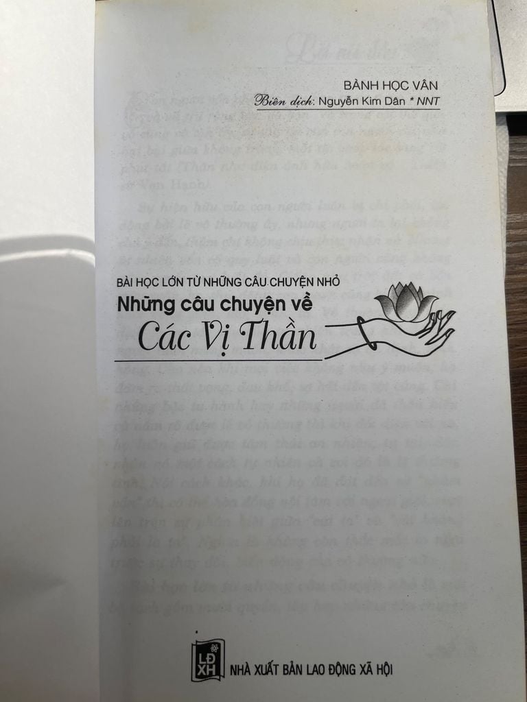  Câu Chuyện Về Những Vị Thần - Bành Học Vân 