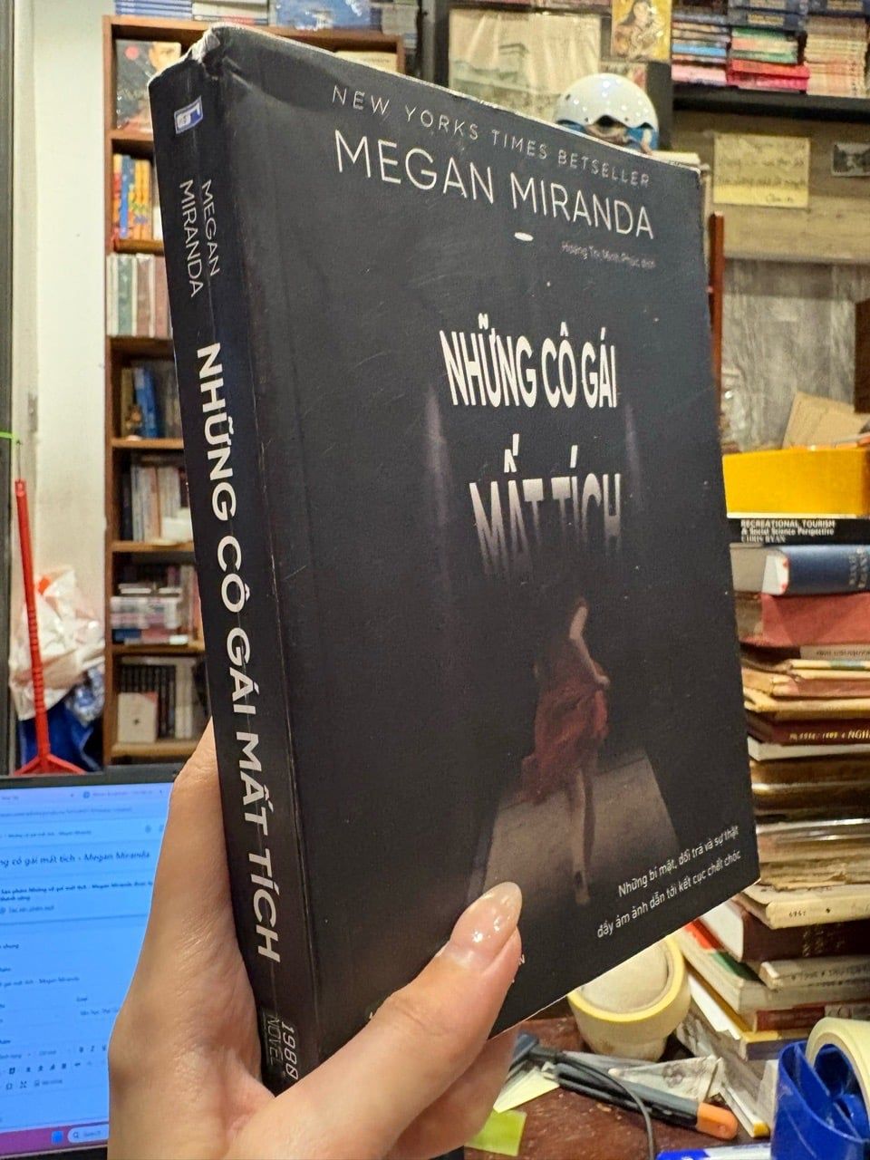  Những cô gái mất tích - Megan Miranda 