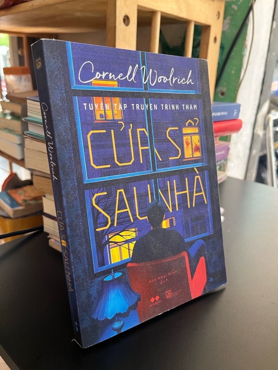  Cửa sổ sau nhà - Cornell Woolrich 