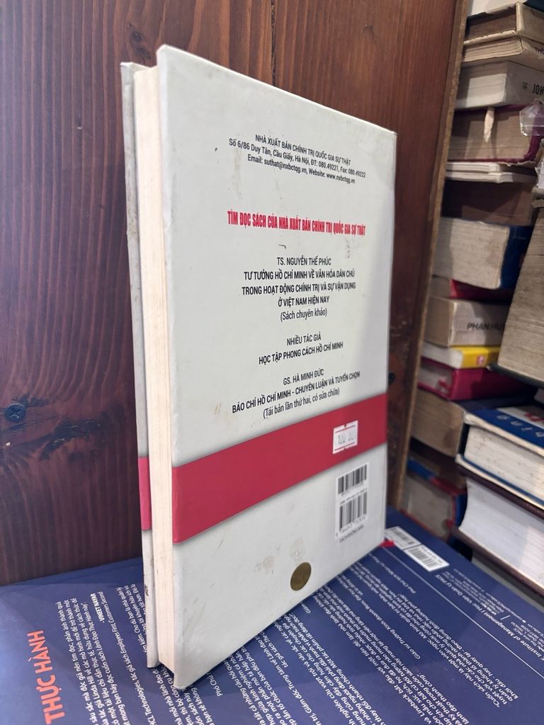  Hồ Chí Minh với Sự Nghiệp Nhân Đạo 