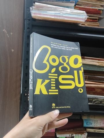  Logo kí sự: Những câu chuyện thú vị đằng sau 100 logo nổi tiếng thế giới - Ron van der Vlugt 