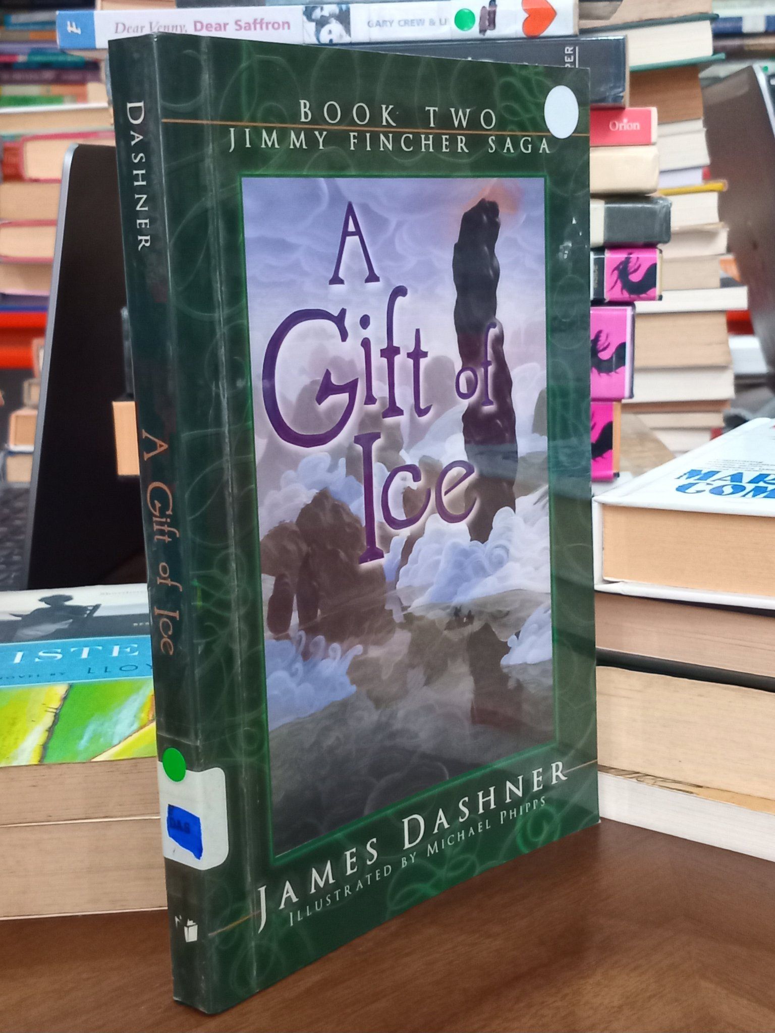 A Gift of Ice - James Dashner 