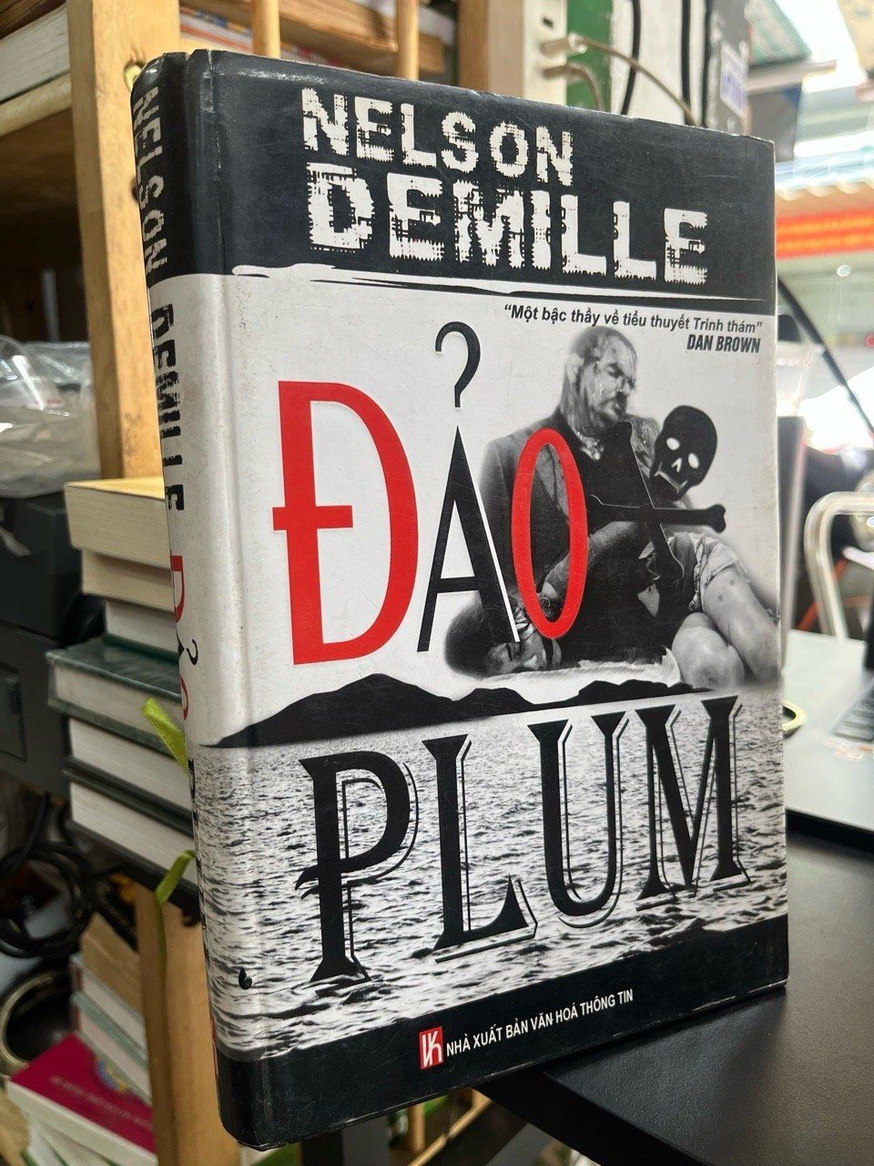  Đảo Plum - Nelson Demile 