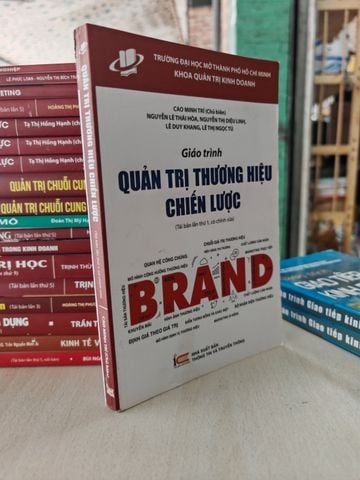  Quản Trị Thương Hiệu Chiến Lược - Cao Minh Trí, Nguyễn Lê Thái Hòa, Nguyễn Thị Diệu Linh, Lê Duy Khang, Lê Thị Ngọc Tú 