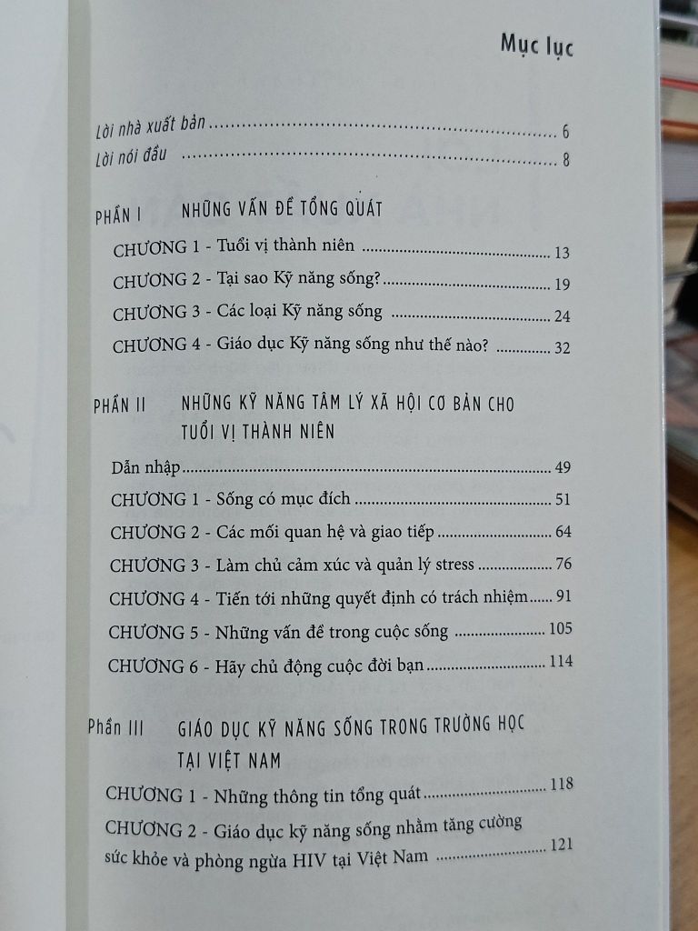  Kỹ Năng Sống cho Tuổi Vị Thành Niên - Nguyễn Thị Oanh 