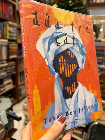  Đứa trẻ cát - Tahar Ben Jelloun 