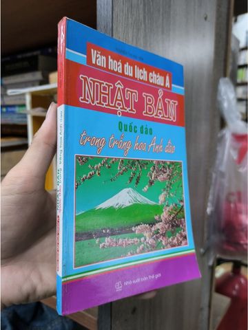  Văn Hóa Du Lịch Châu Á: Nhật Bản Quốc Đảo Trong Trắng Hoa Anh Đào – Nguyễn Thị Hải Yến 
