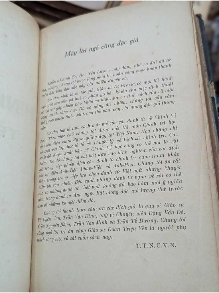  Chính Trị Học Yếu Lược - Alfred De Grazia 