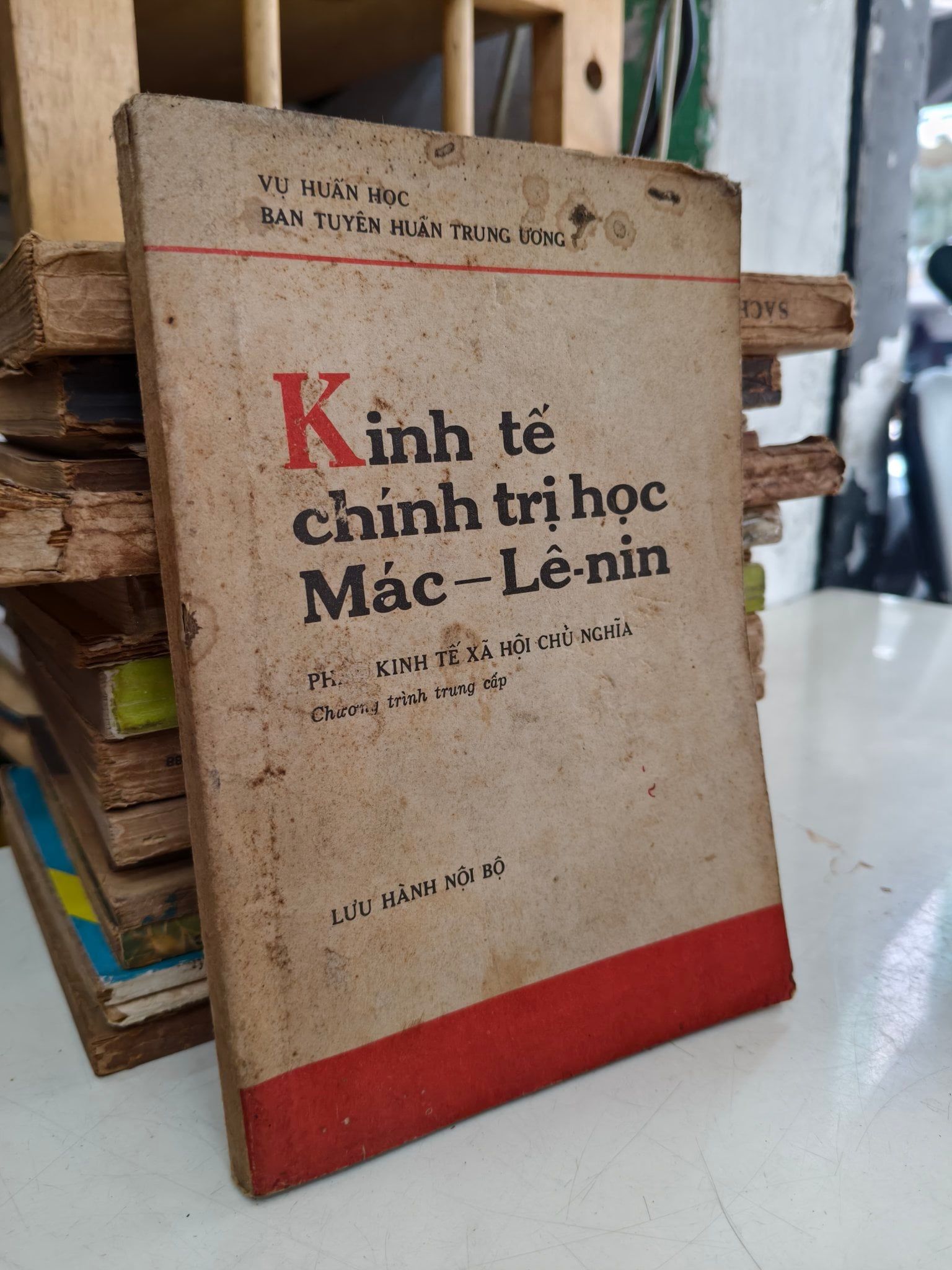  Kinh tế chính trị học Mác - Lê-nin: Phần Kinh tế Xã Hội Chủ Nghĩa 