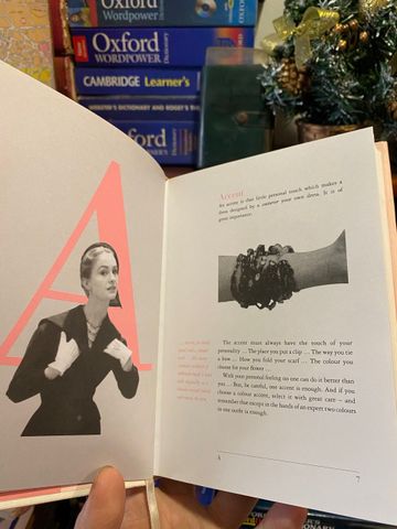  The Little Dictionary of Fashion - Christian Dior 