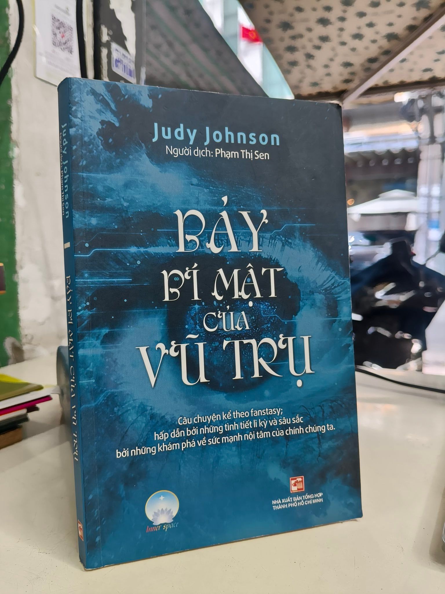  Bảy bí mật của vũ trụ - Judy Johnson 