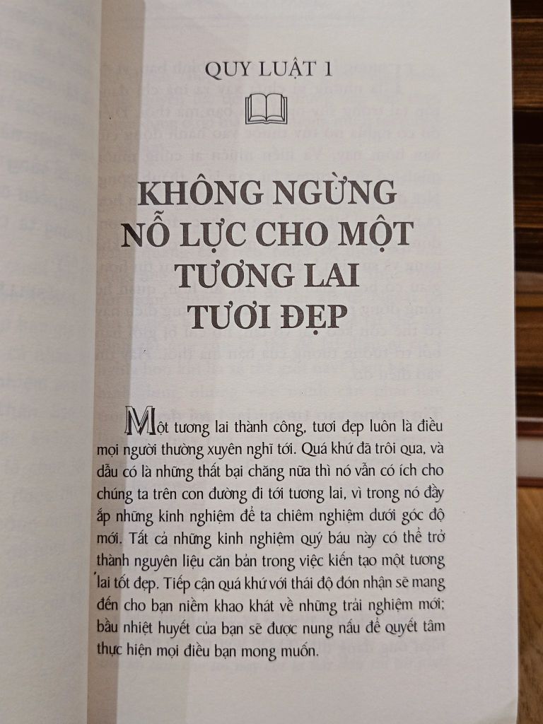  10 Quy Luật Cuộc Sống - Dan Sullivan & Catherine Nomura (Vương Thảo Dịch) 