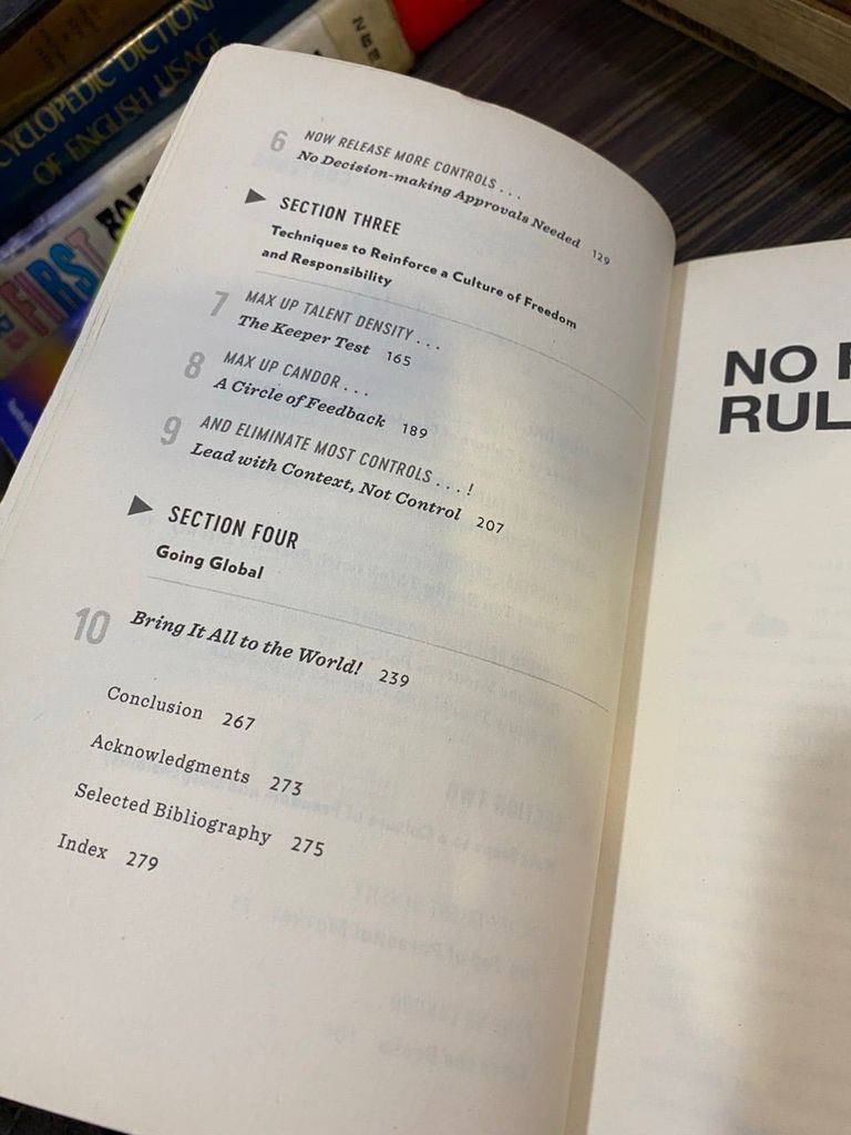  No Rules Rules: Netflix and the Culture of Reinvention - Reed Hastings, Erin Meyer 