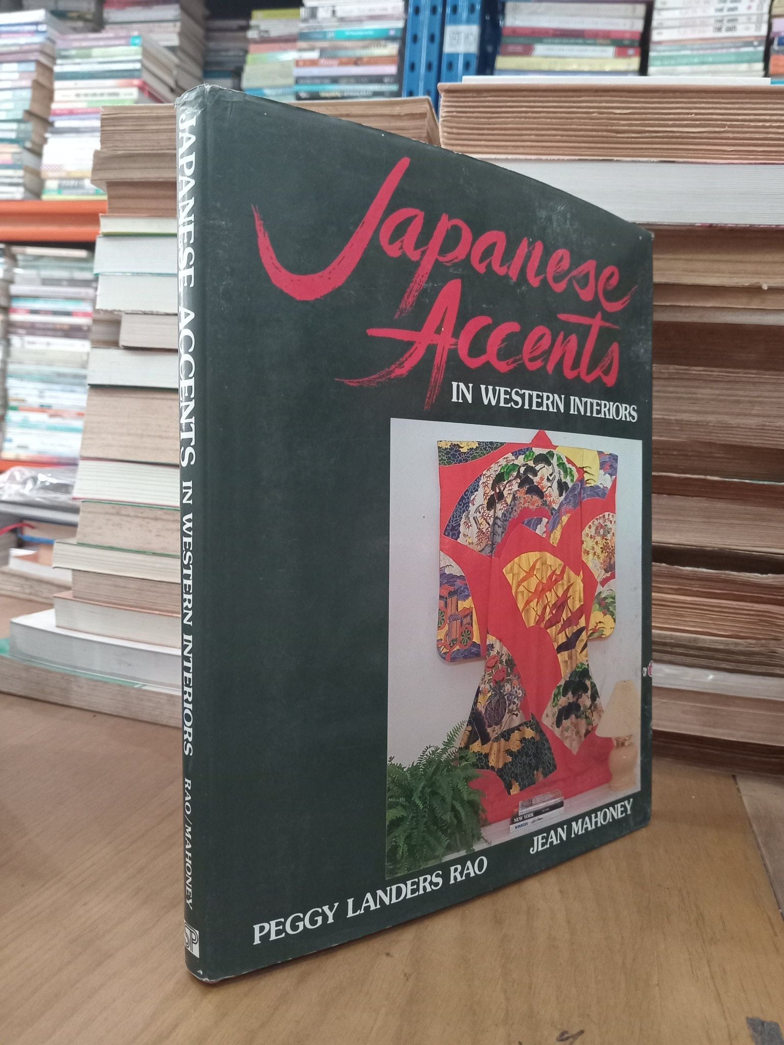  Japanese accents in Western interiors - P.L. Rao, J. Mahoney 