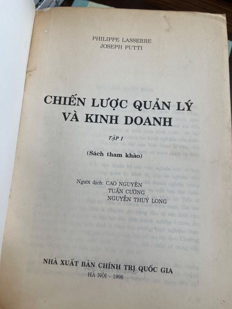  Chiến Lược Quản Lý Và Kinh Doanh - Philippe Lasserre, Joseph Putti 