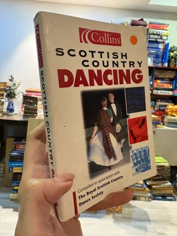 Scottish Country Dancing - Peter Knight