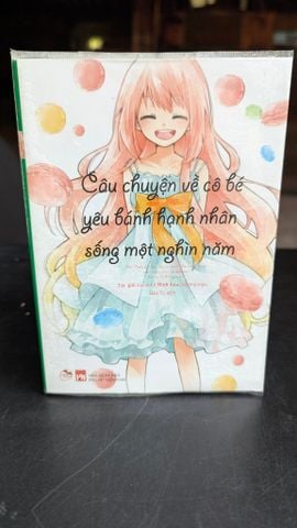  Light novel Câu chuyện về cô bé yêu bánh hạnh nhân sống một nghìn năm - Karate 
