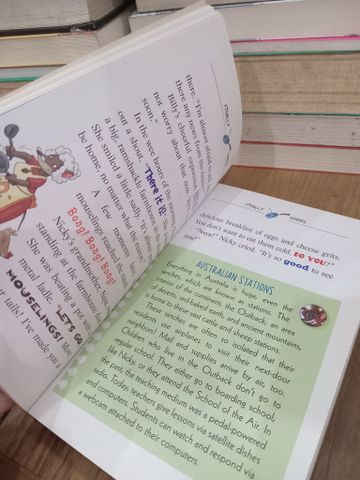  Thea Stilton and the Mountain of Fire - Geronimo Stilton 