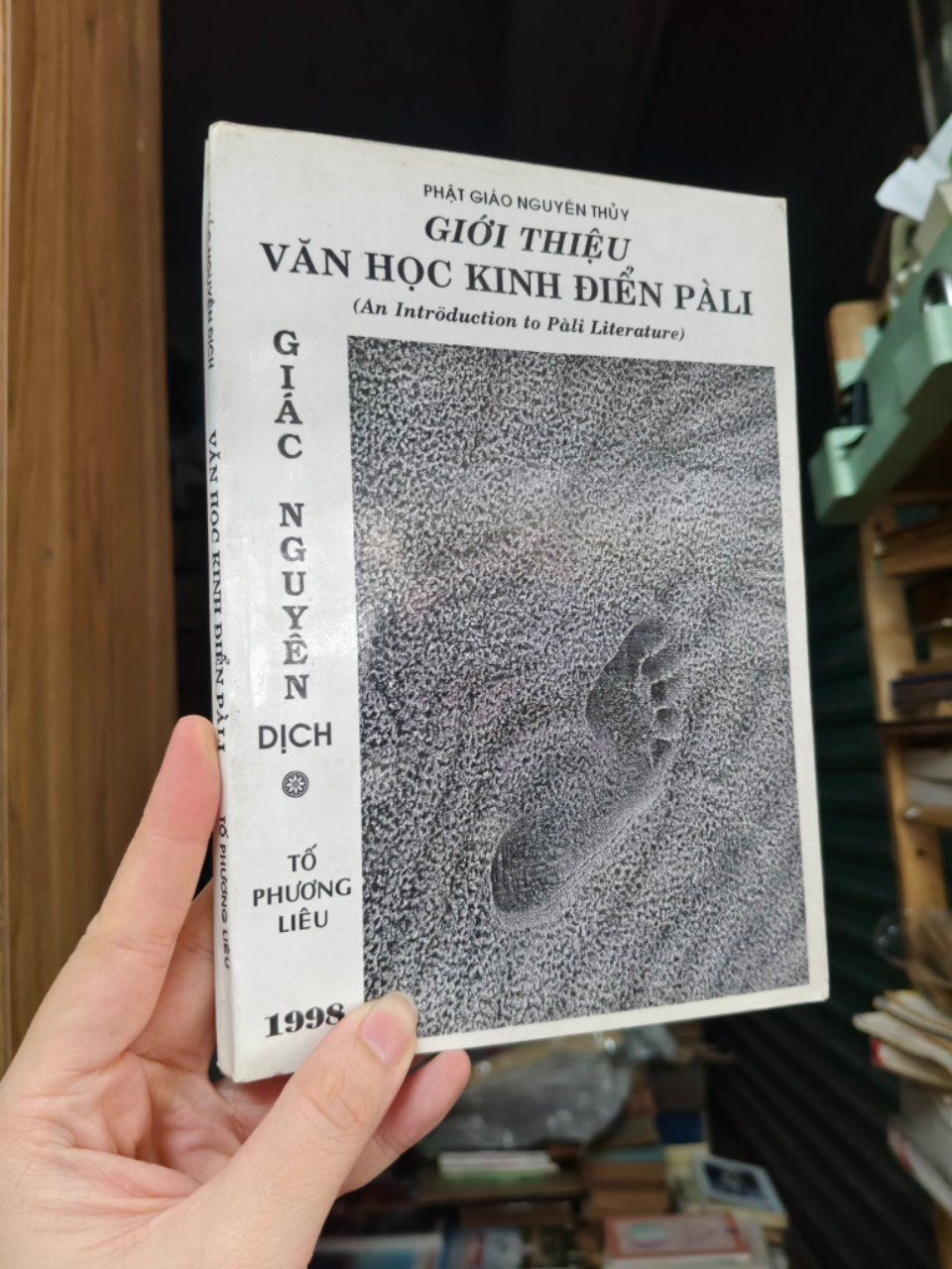  Giới thiệu văn học kinh điển Pali - Giác Nguyên dịch (sách kéo lụa) 