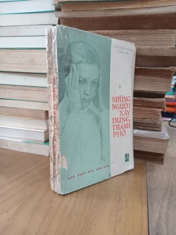  Những người xây dựng thành phố - Truyện phim Liên Xô 