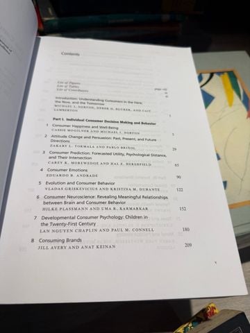 The Cambridge Handbook of Consumer Psychology - Edited by Michael I. Norton & Derek D. Rucker & Cait Lamberton