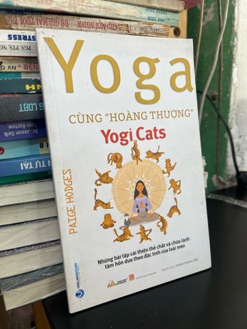  Yoga cùng "hoàng thượng" 