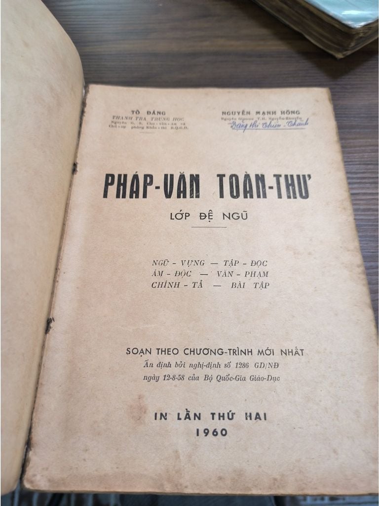  Pháp Văn Toàn Thư Lớp Đệ Ngũ - Tô Đáng, Nguyễn Mạnh Hồng 
