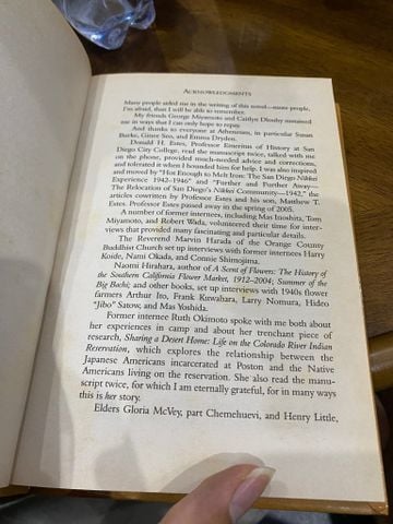  Weedflower - Cynthia Kadohata 