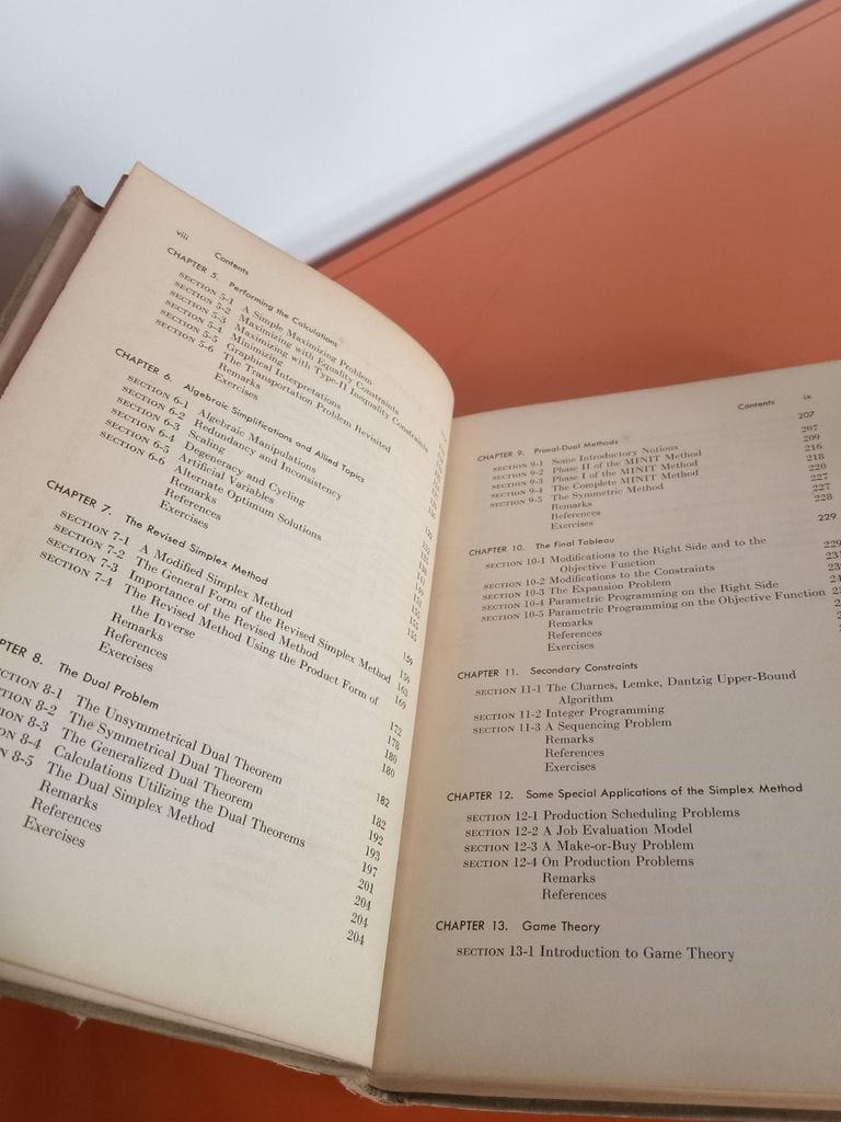  Linear Programming - Robert W. Llewellyn 