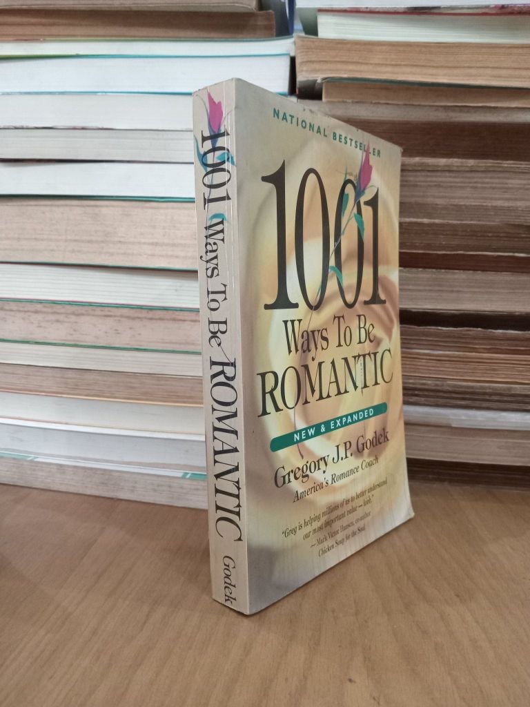  1001 Ways to Be Romantic - Gregory J.p. Godek 