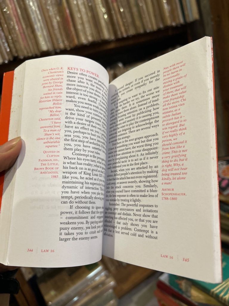  48 Laws Of Power - Robert Greene 
