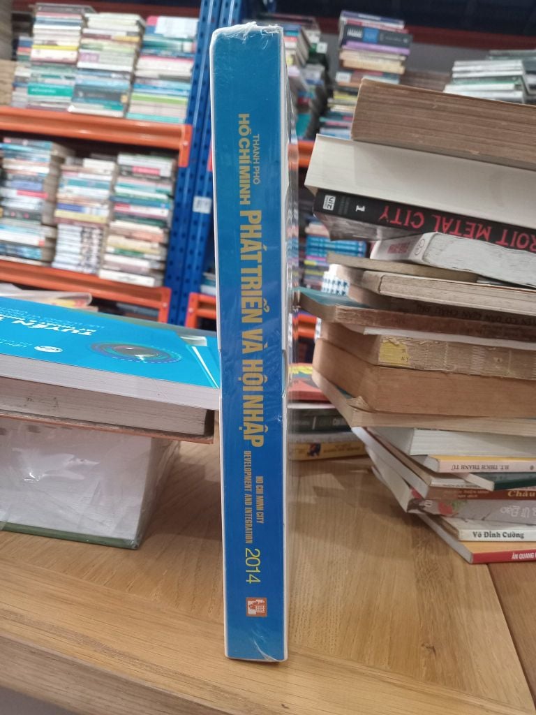  Thành Phố Hồ Chí Minh Phát Triển và Hội Nhập 