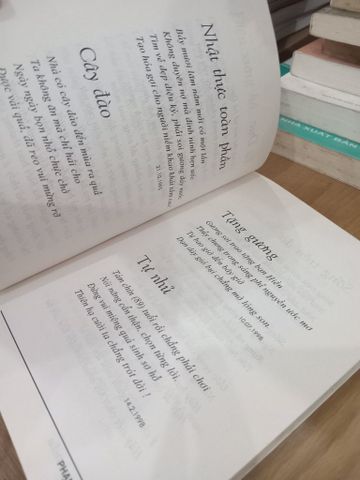 Vẫn Thì Thầm - Phạm Ký